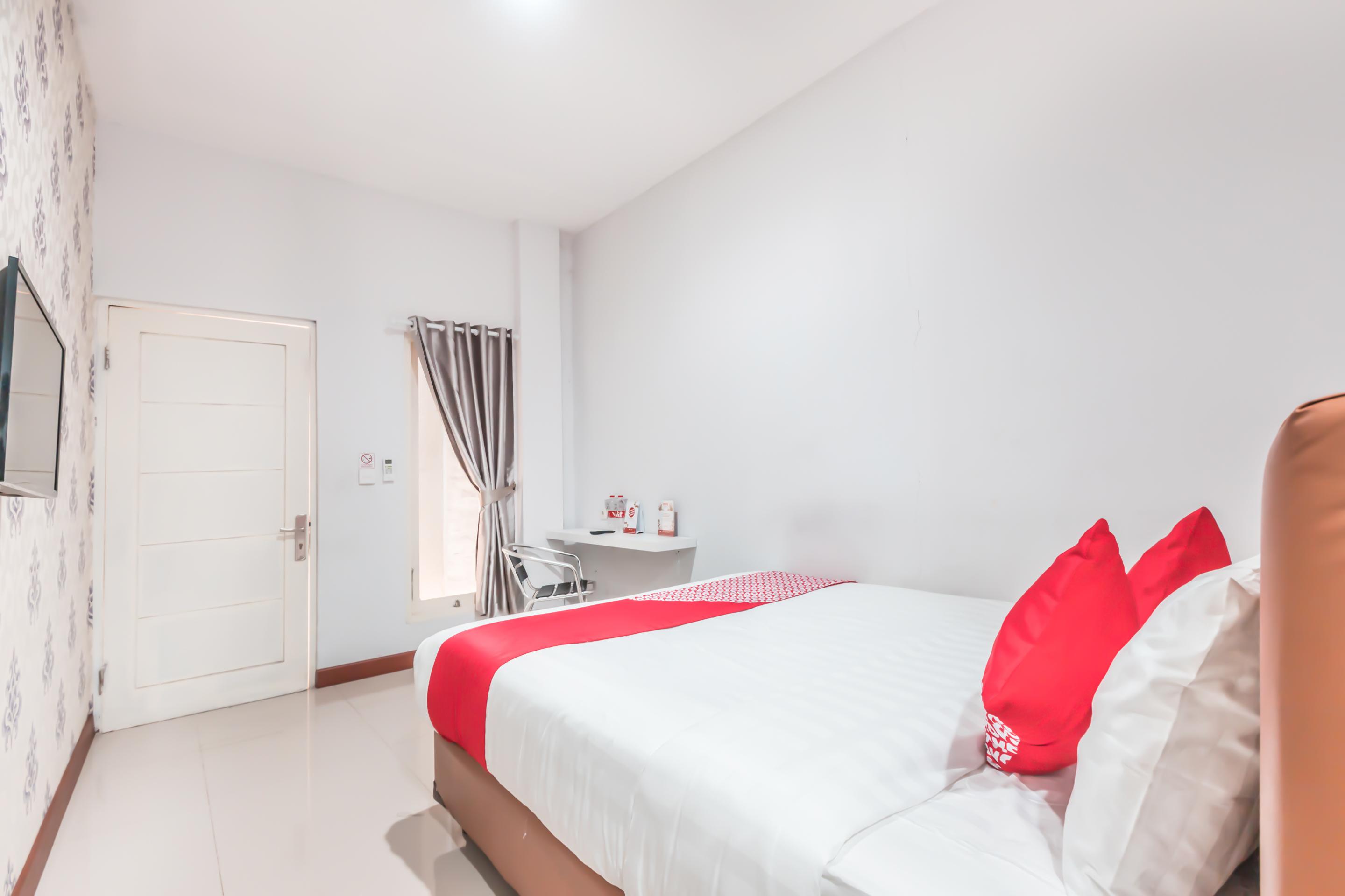 Oyo 1555 Unik Guesthouse Syariah Jacarta Exterior foto