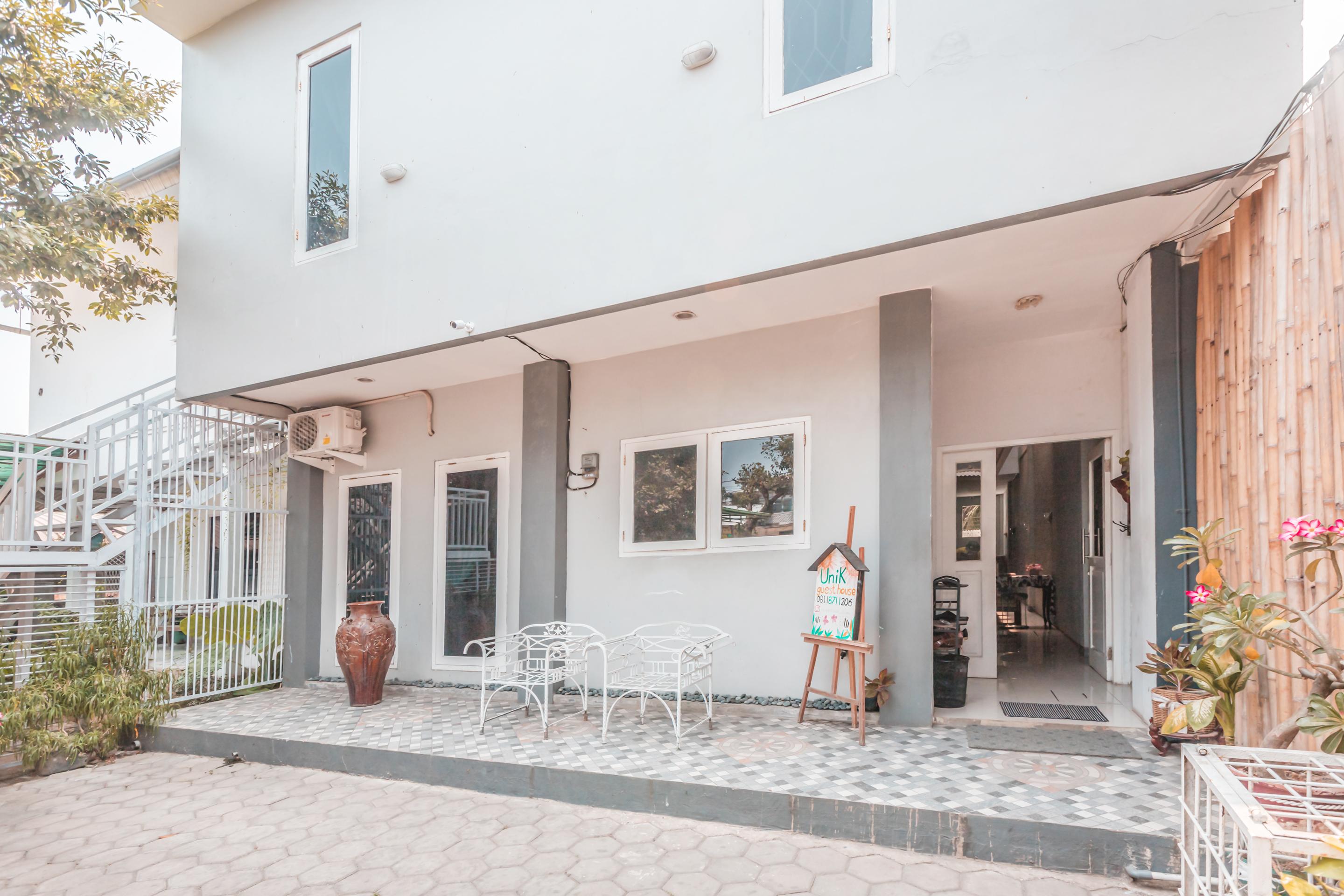 Oyo 1555 Unik Guesthouse Syariah Jacarta Exterior foto